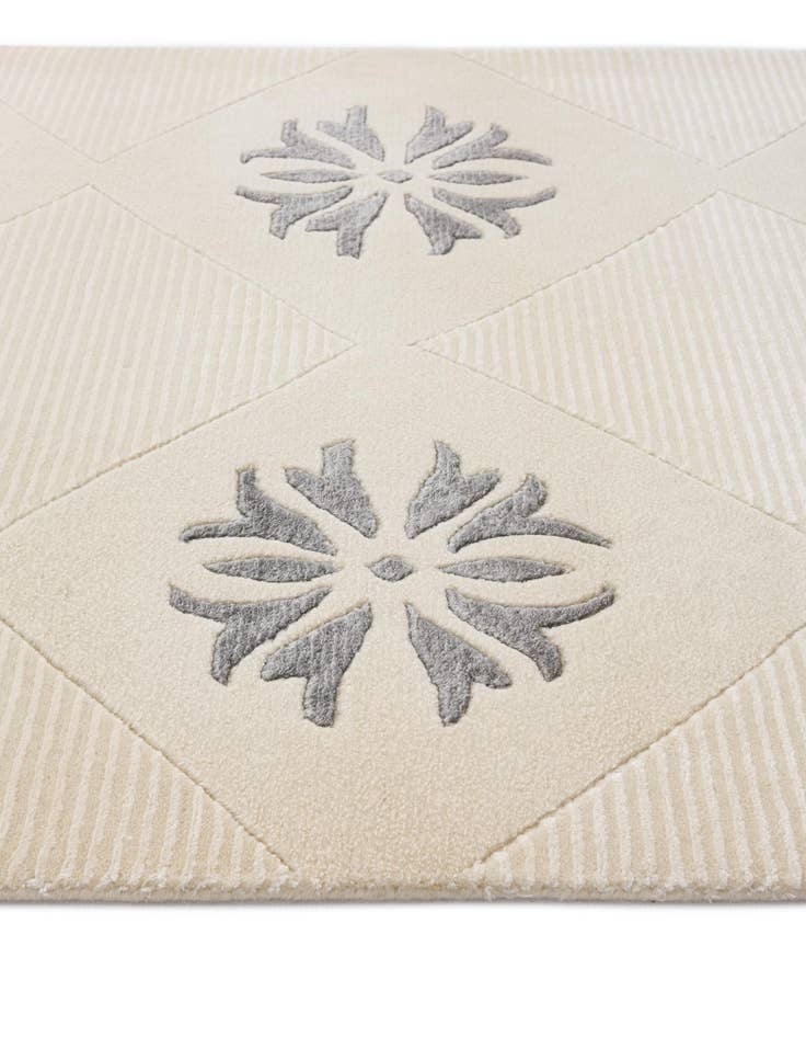 Detail image of 2' 8 x 13' 7  Hand Knotted Darya Wool Runner Rug