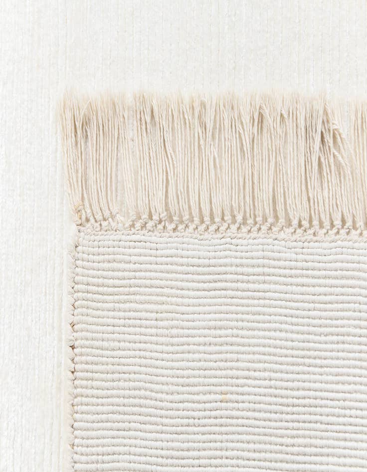 Detail image of 2' 7 x 9' 9 Hand Knotted Darya Wool Runner Rug