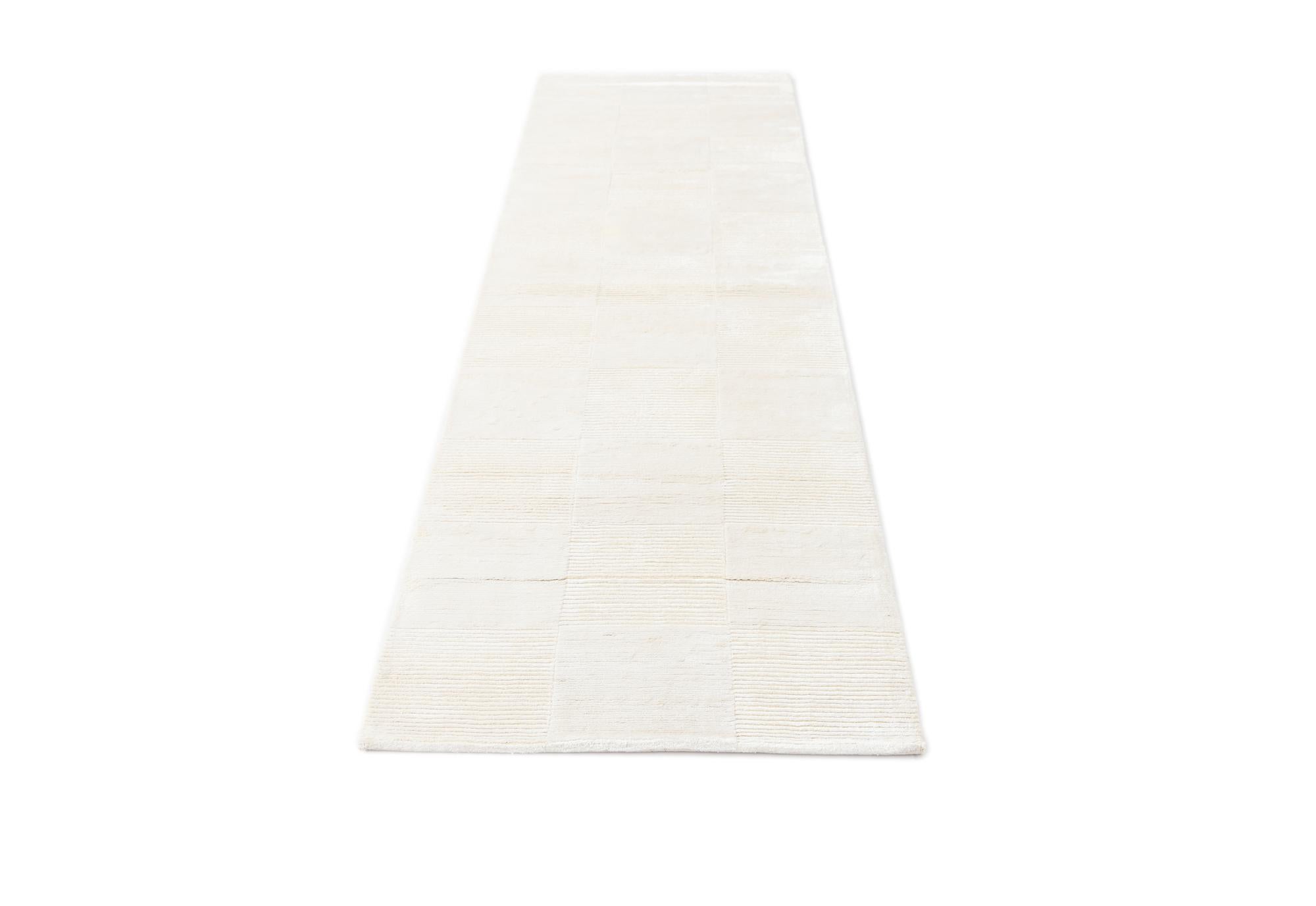 2' 8 x 9' 9 Hand Knotted Darya Wool Runner Rug