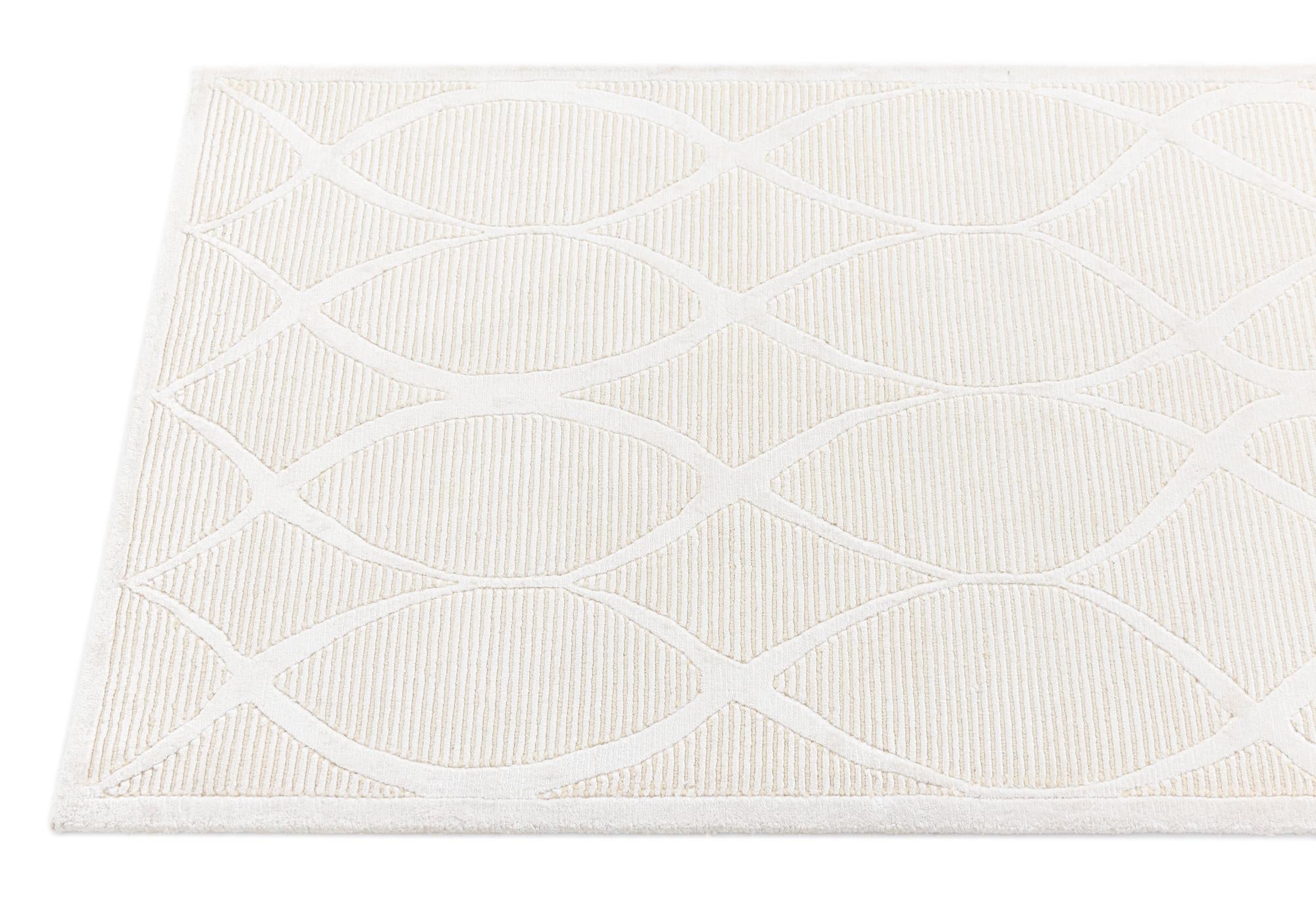 2' 9 x 9' 8 Hand Knotted Darya Wool Runner Rug
