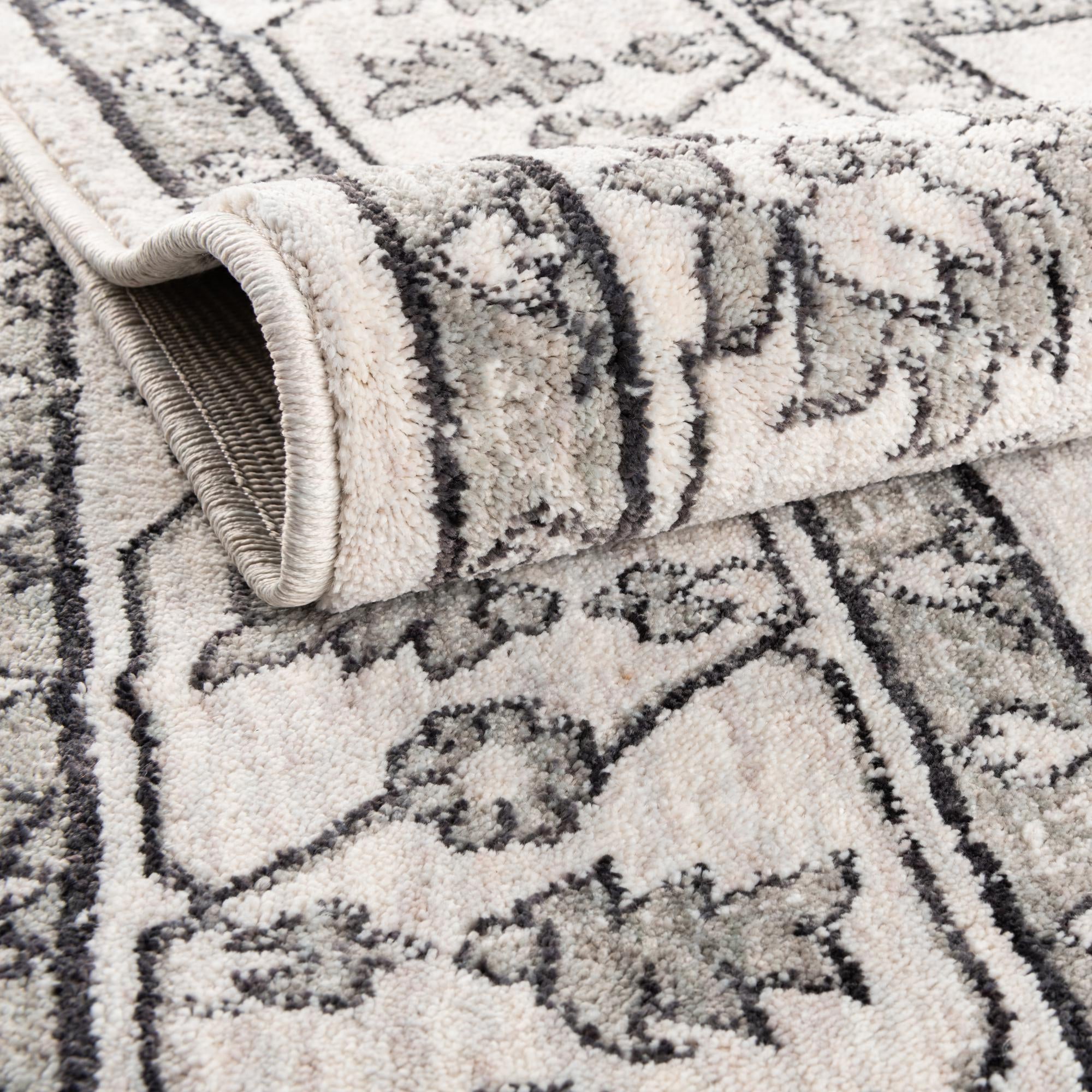 2' x 6' Eco Traditional Runner Rug