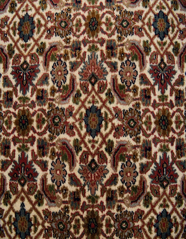 Detail image of 5' 4 x 11' 5  Hand Knotted Farahan Wool Runner Rug