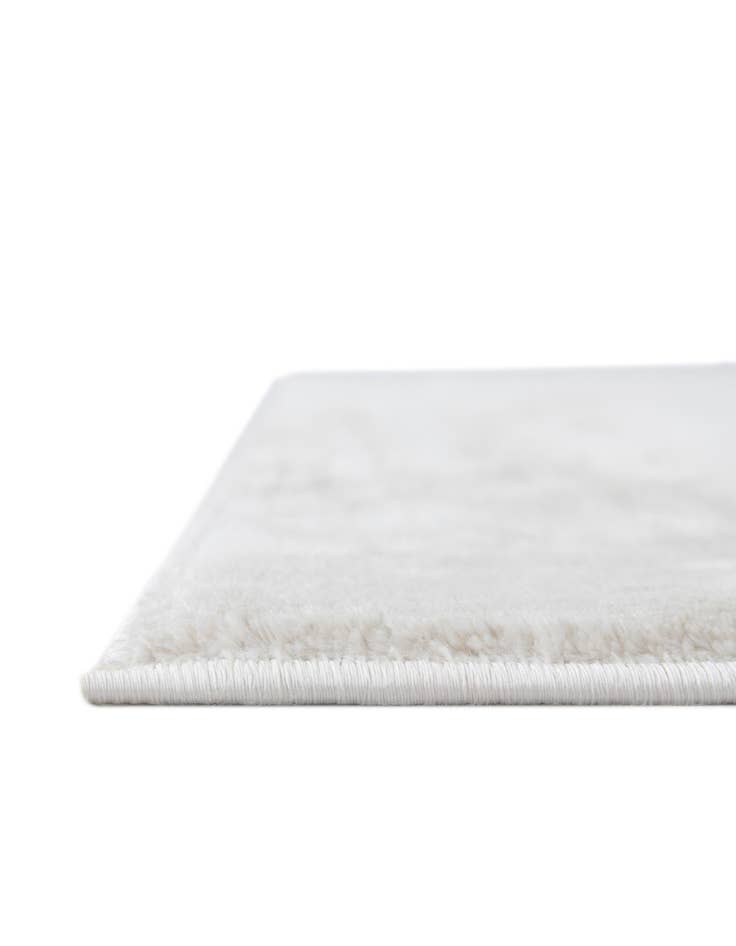 Detail image of 2' x 8' Finsbury Runner Rug