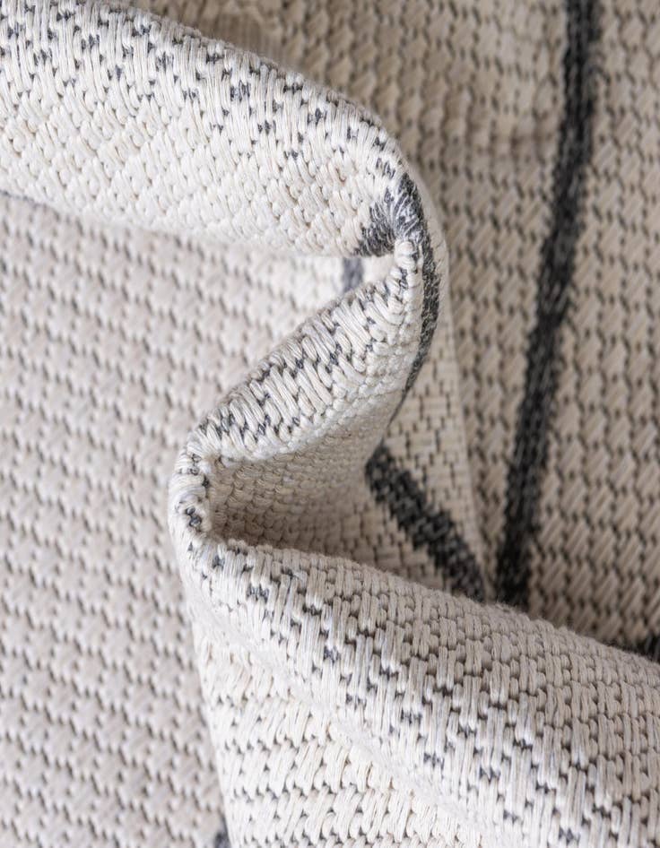 Detail image of 2' x 7' 10 Georgia Runner Rug