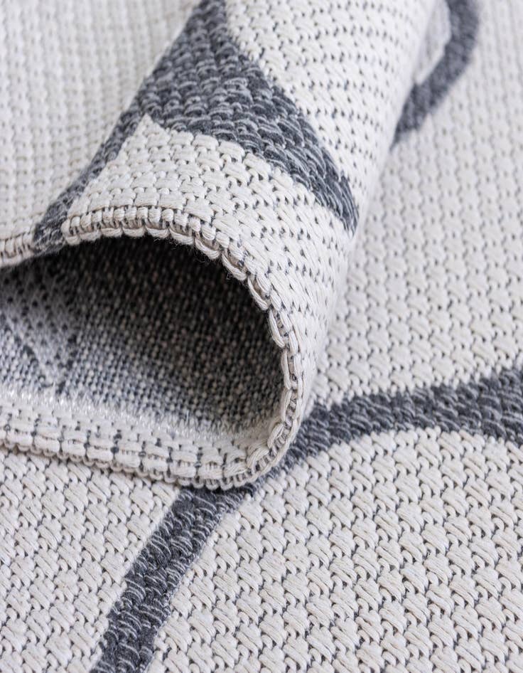 Detail image of 2' x 6' Georgia Runner Rug