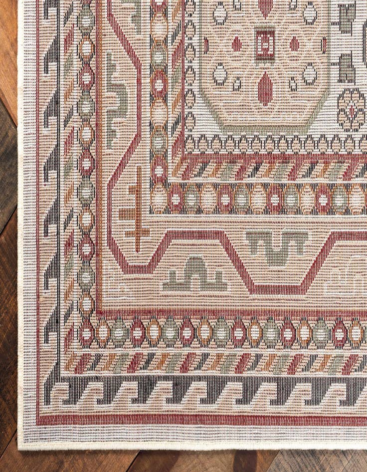 Detail image of 3' x 11' 10 Gharajeh Runner Rug