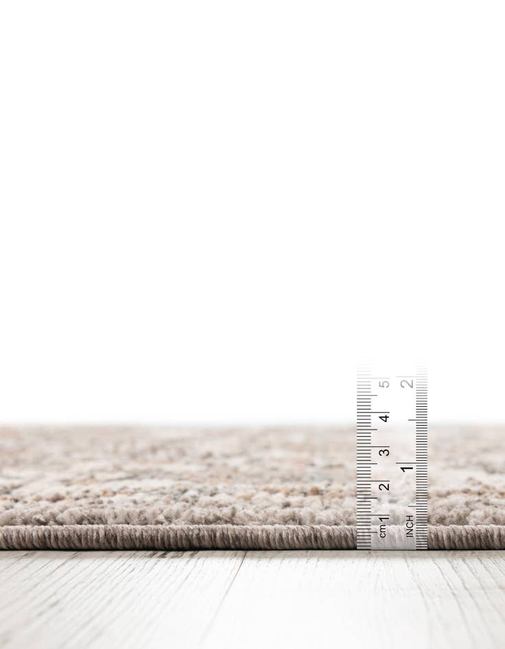 Detail image of 2' x 6' 3 Grand Tradition Runner Rug