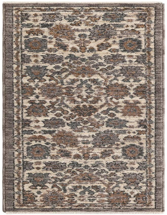 Detail image of 2' x 6' 3 Grand Tradition Runner Rug