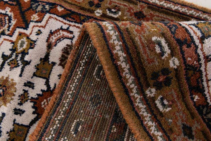 2' 4 x 4' 10 Hand Knotted Hamedan Wool Runner Rug
