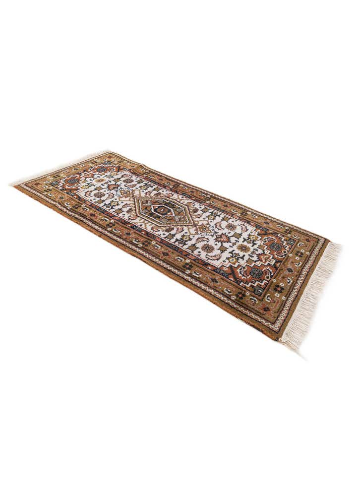 2' 4 x 4' 10 Hand Knotted Hamedan Wool Runner Rug