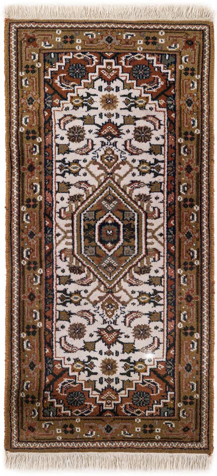 Detail image of 2' 4 x 4' 10 Hand Knotted Hamedan Wool Runner Rug
