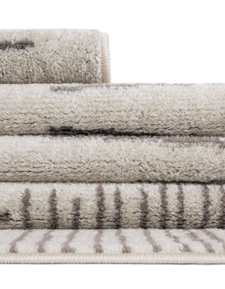 2' x 6' Hanahan Runner Rug