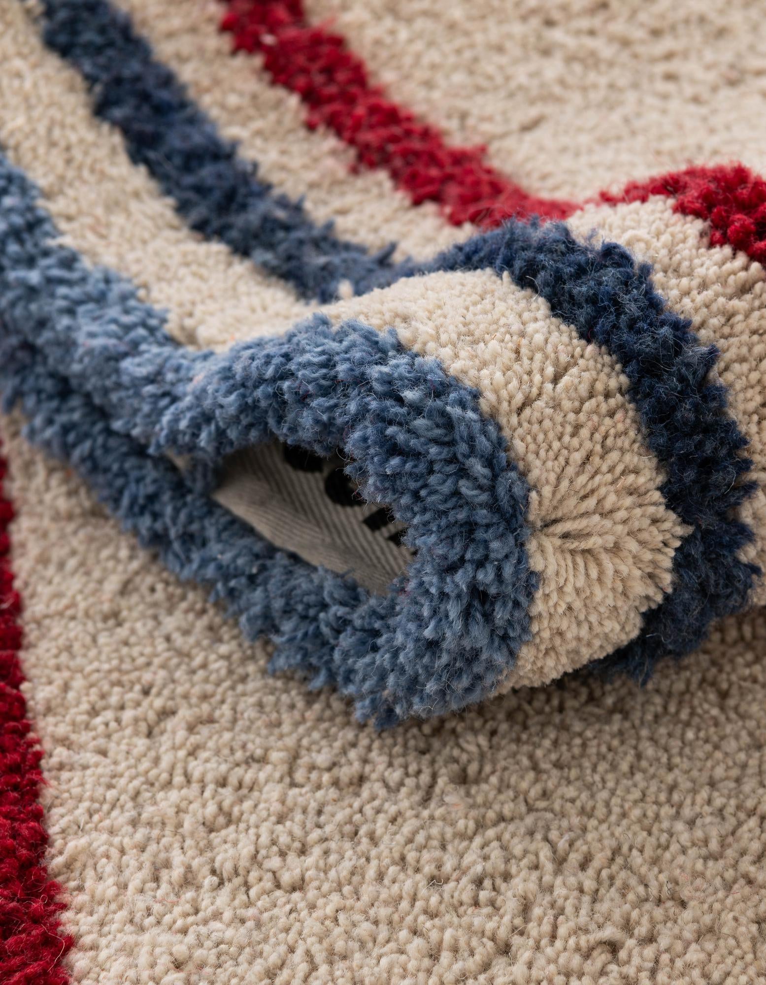 2' x 8' Handtufted Wool Runner Rug