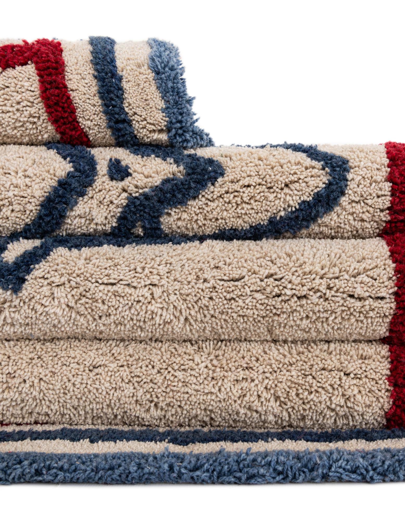 2' x 8' Handtufted Wool Runner Rug
