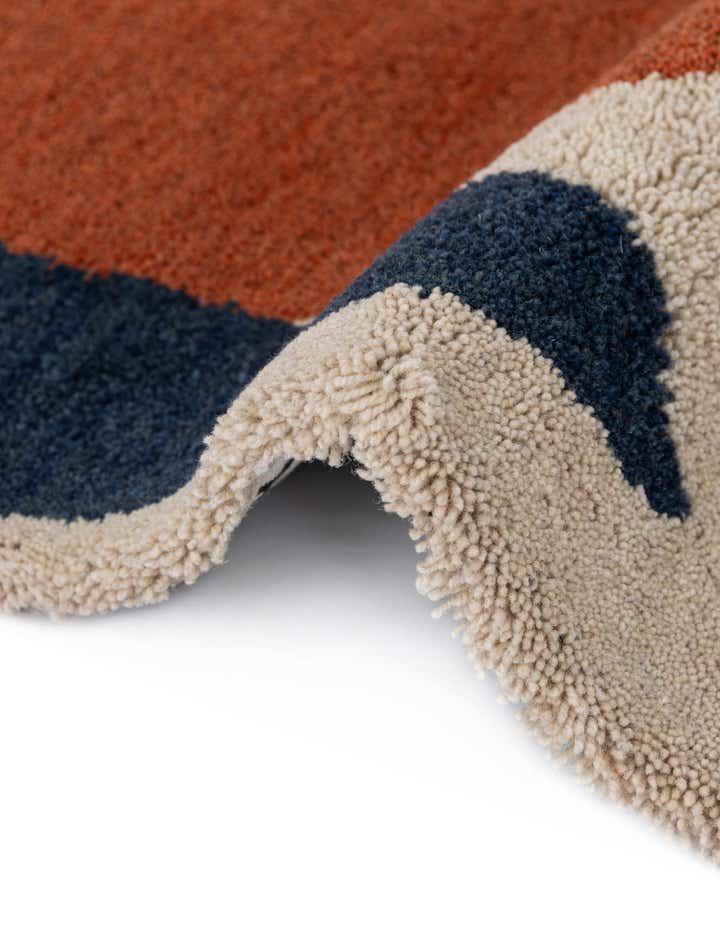 2' 7 x 8' Handtufted Wool Runner Rug