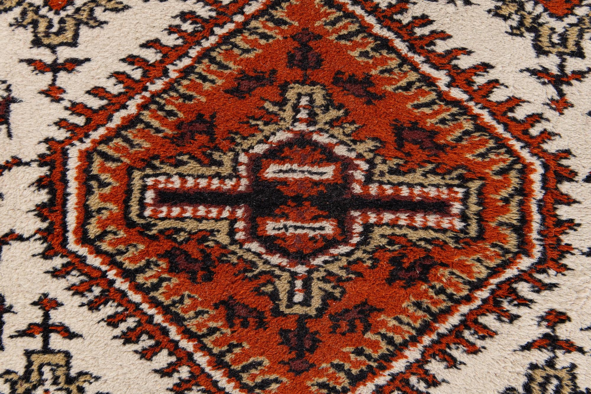 2' 4 x 4' 7 Hand Knotted Heriz Wool Runner Rug