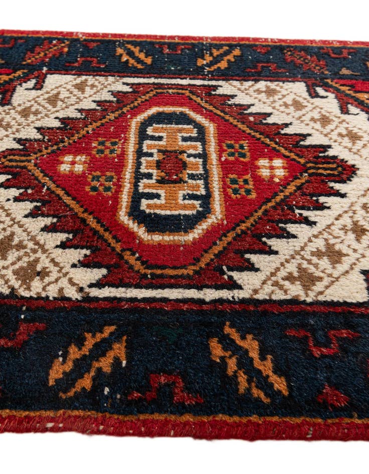 Detail image of 2' x 3' 11 Hand Knotted Heriz Wool Runner Rug