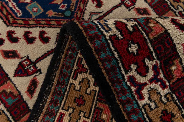 2' 9 x 9' 9 Hand Knotted Heriz Wool Runner Rug