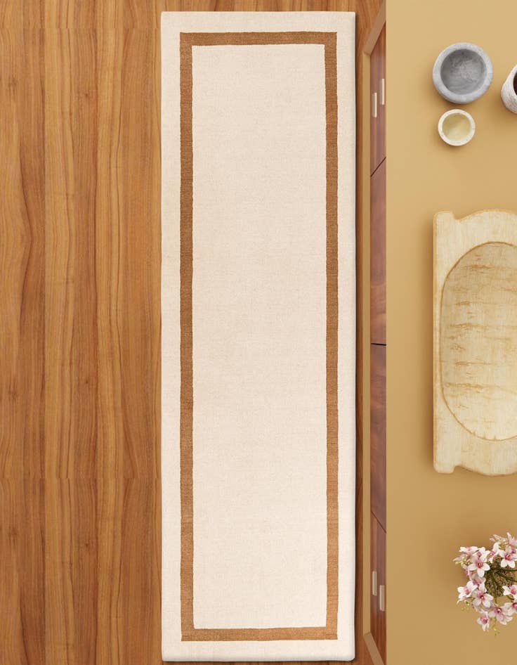 Detail image of 3' 3 x 10' Jill Zarin Border Wool Runner Rug