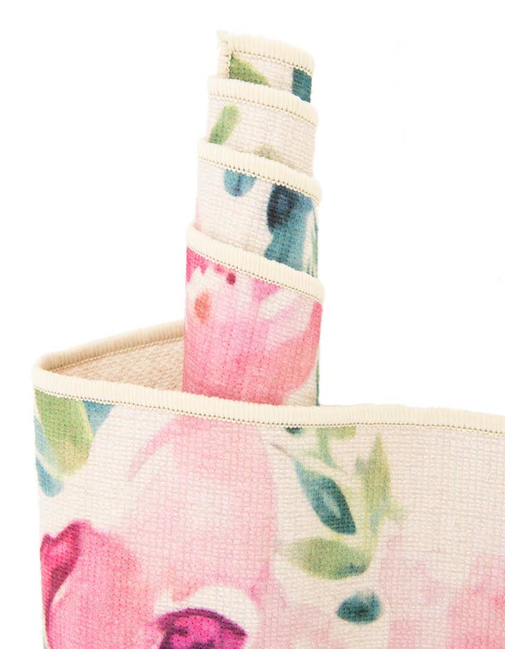 Detail image of 2' x 10'  Washable Jill Zarin Caribbean Indoor / Outdoor Runner Rug