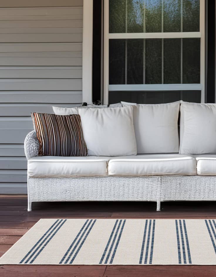 Detail image of 2' x 6'  Washable Jill Zarin Anguilla Indoor / Outdoor Runner Rug