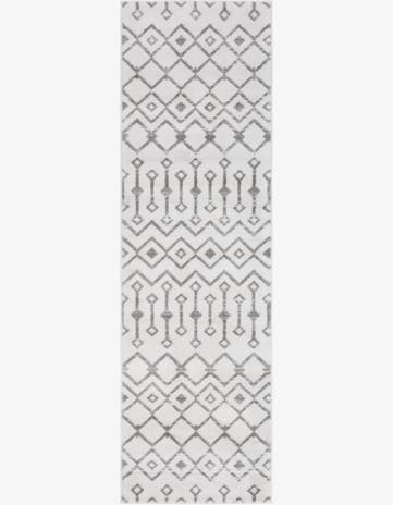 2' 6 x 8' 2 Kasbah Trellis Runner Rug