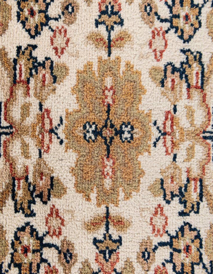 Detail image of 2' 9 x 9' 7  Hand Knotted Kashan Wool Runner Rug