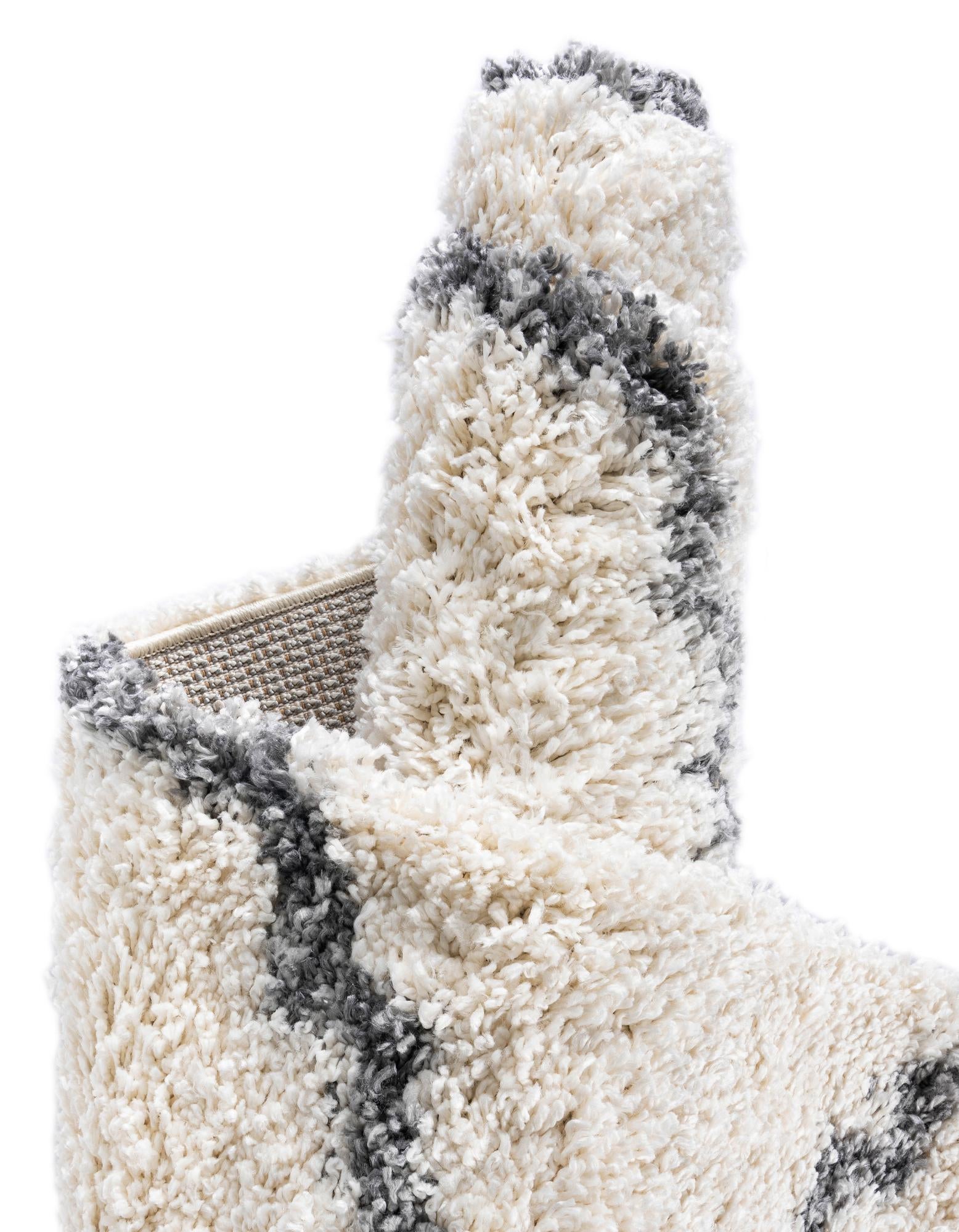 2' 2 x 6' Lagom Shag Runner Rug
