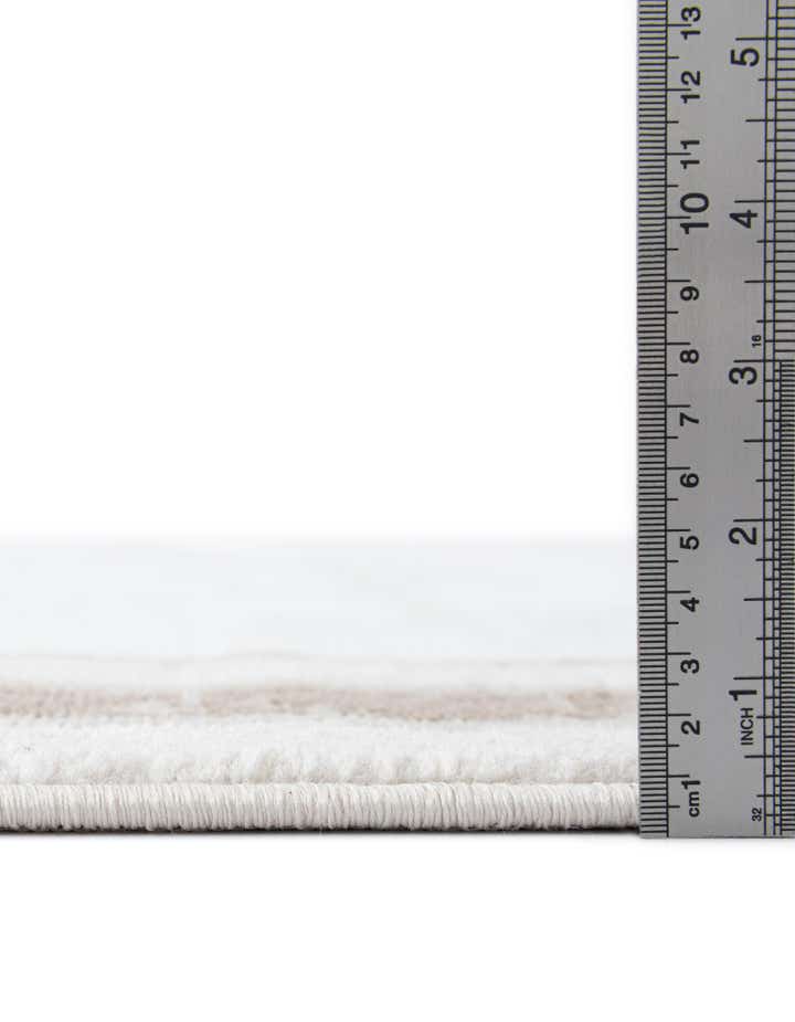 2' 7 x 8' Laguna Runner Rug