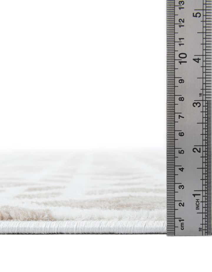 2' 7 x 8' Laguna Runner Rug