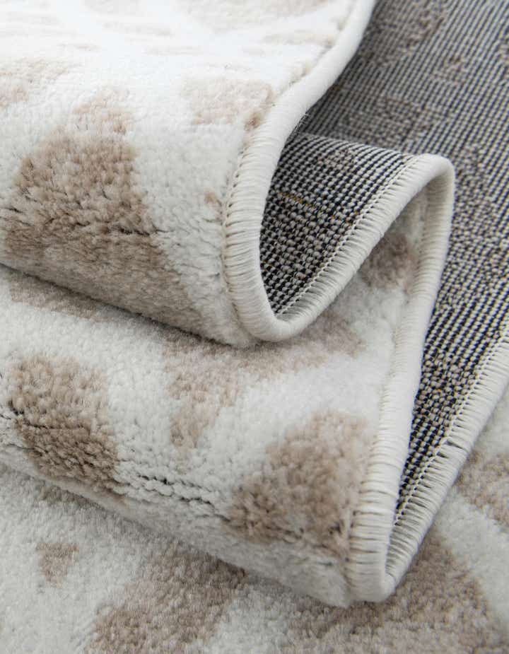 2' 7 x 8' Laguna Runner Rug