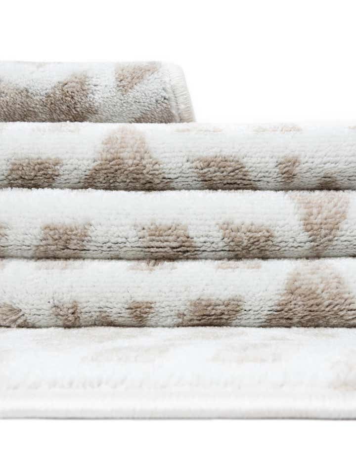 2' 7 x 8' Laguna Runner Rug