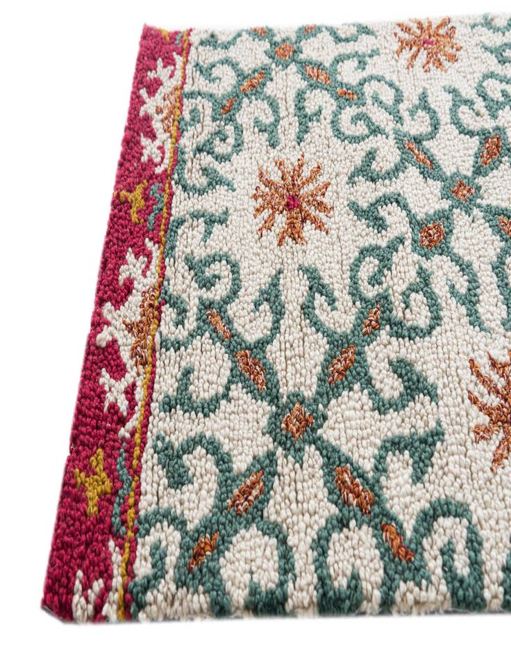 Detail image of 2' 4 x 10' Luna Runner Rug