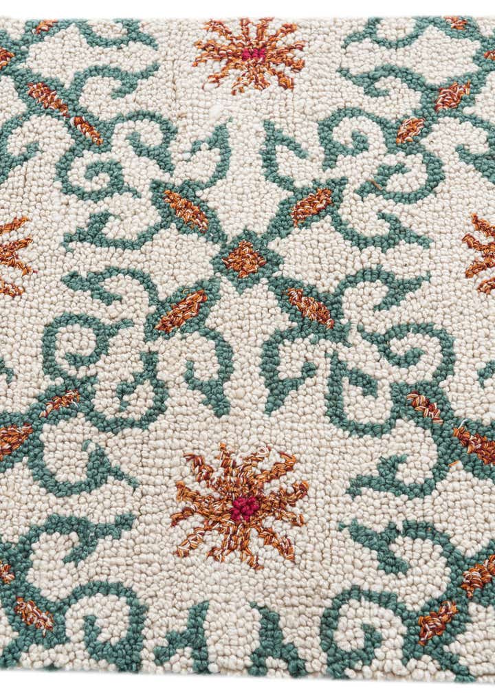 2' 4 x 10' Luna Runner Rug