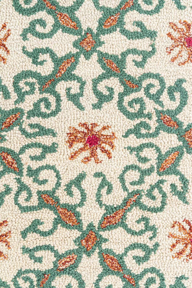 Detail image of 2' 4 x 9' 10 Luna Runner Rug