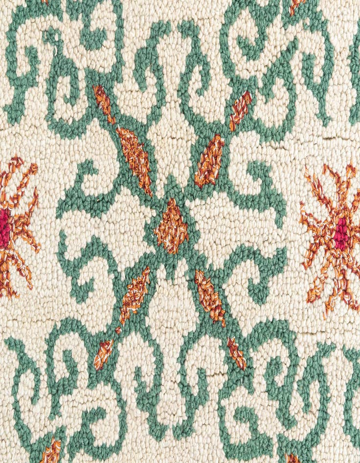 Detail image of 2' 4 x 9' 10 Luna Runner Rug