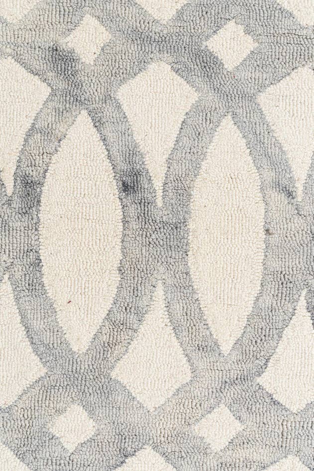 Detail image of 2' 5 x 9' 10 Luna Runner Rug