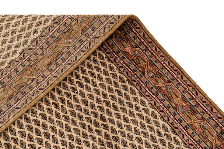 Detail image of 5' 6 x 10' 5 Hand Knotted Mir Wool Runner Rug