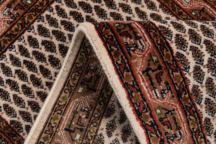 2' 4 x 4' 5 Hand Knotted Mir Wool Runner Rug