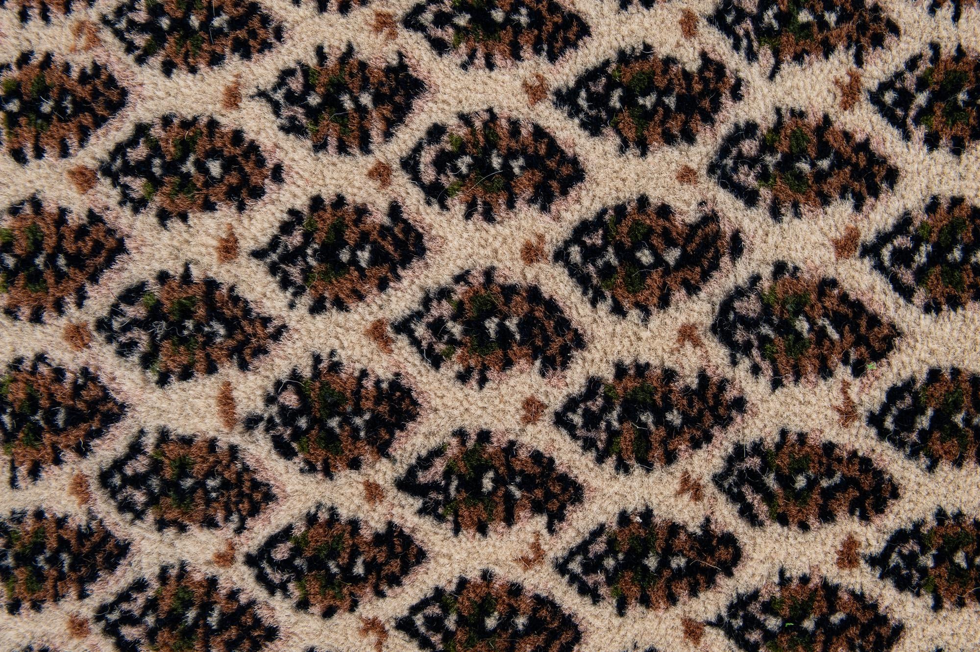 2' 4 x 4' 5 Hand Knotted Mir Wool Runner Rug