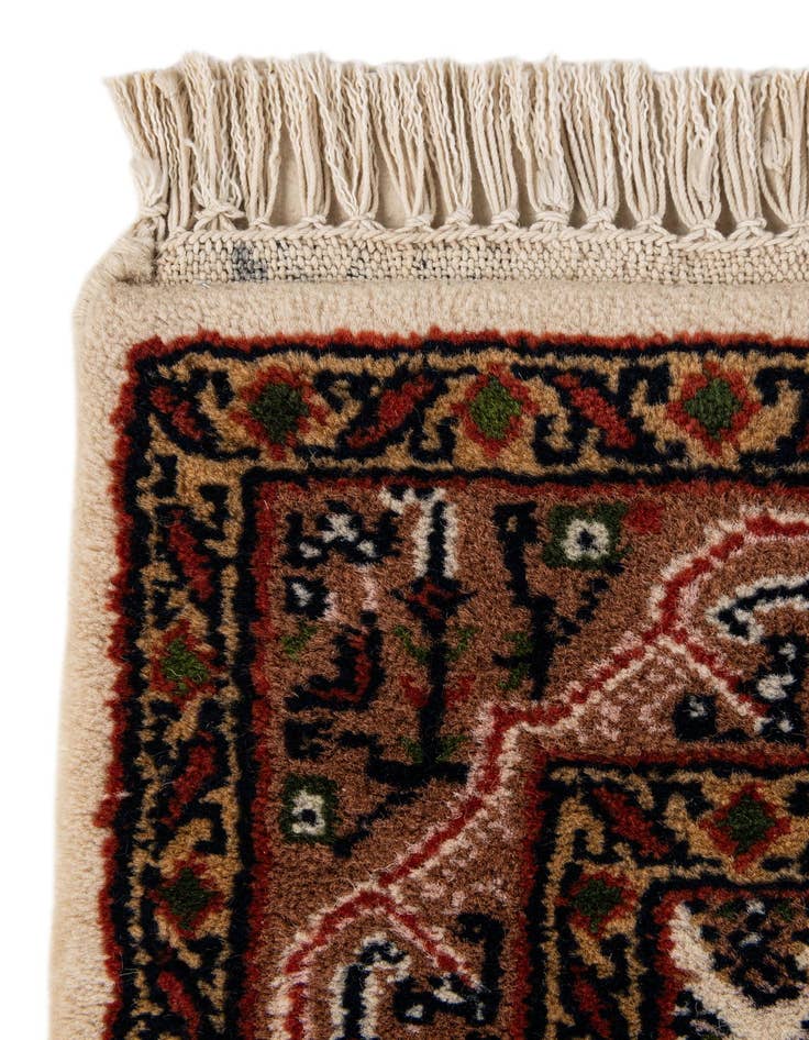Detail image of 2' 4 x 4' 5  Hand Knotted Mir Wool Runner Rug