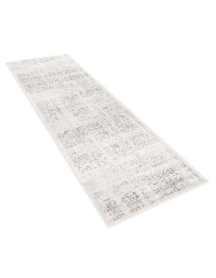 2' 6 x 7' 9 Monaco Runner Rug