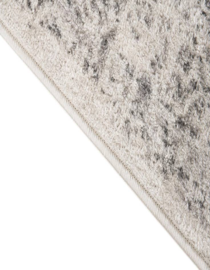 Detail image of 2' 6 x 7' 9 Monte Carlo Runner Rug