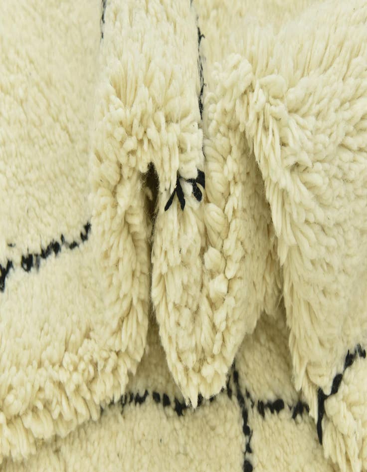 Detail image of 4' 6 x 8' 7  Hand Knotted Moroccan Wool Runner Rug