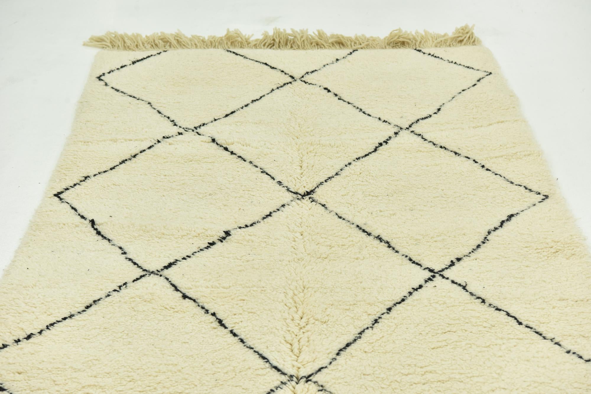 4' 6 x 8' 7 Hand Knotted Moroccan Wool Runner Rug
