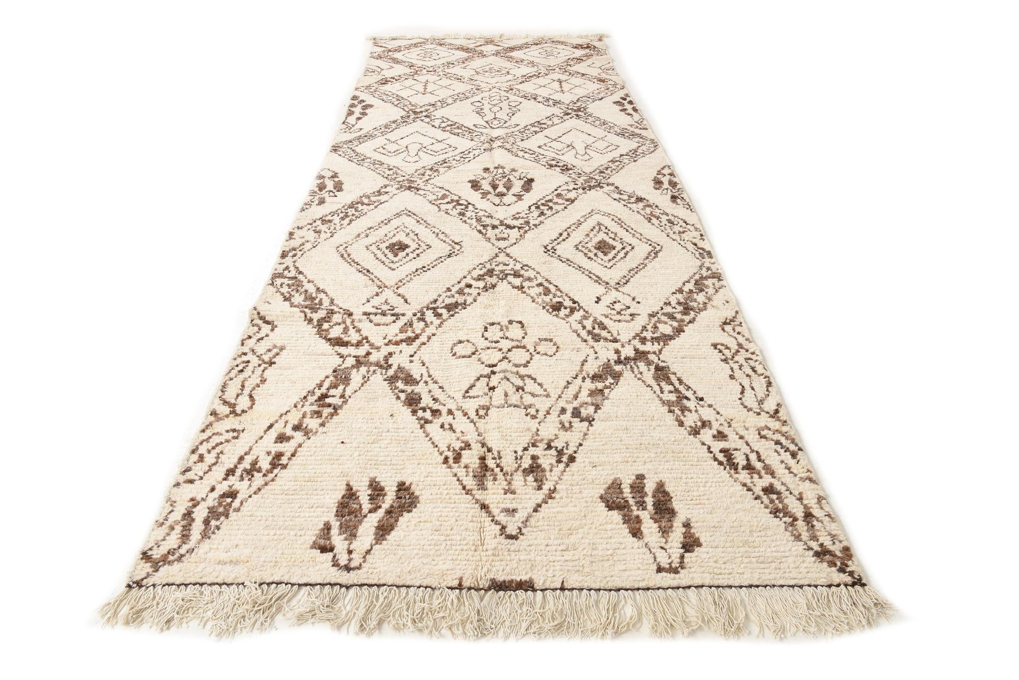 4' 11 x 13' 7 Hand Knotted Moroccan Wool Runner Rug