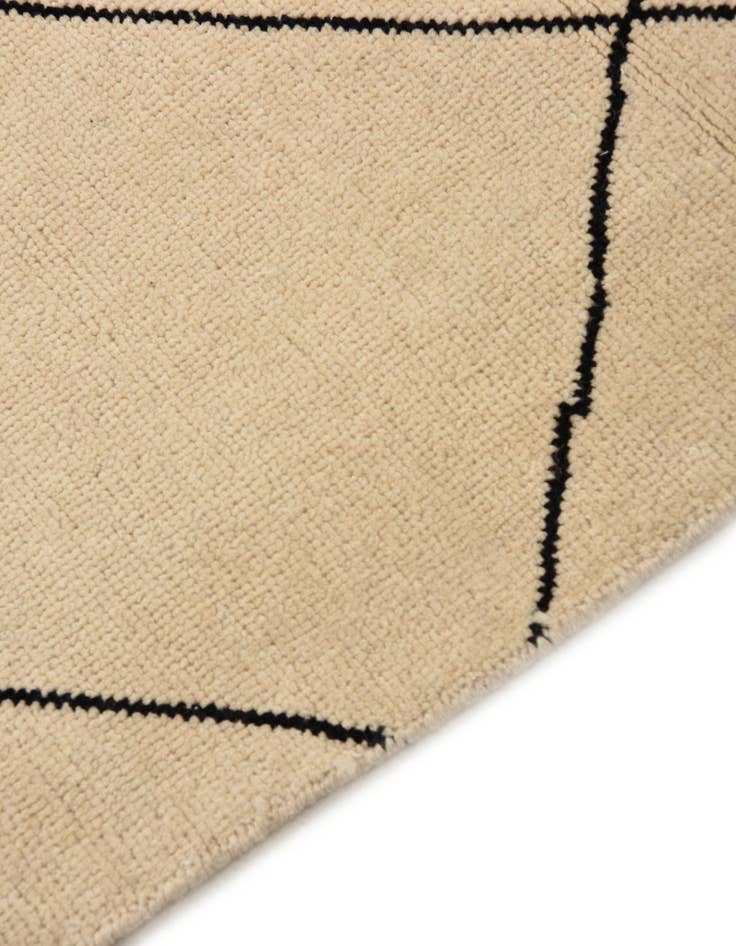 Detail image of 2' 7 x 10' 3  Hand Knotted Moroccan Wool Runner Rug