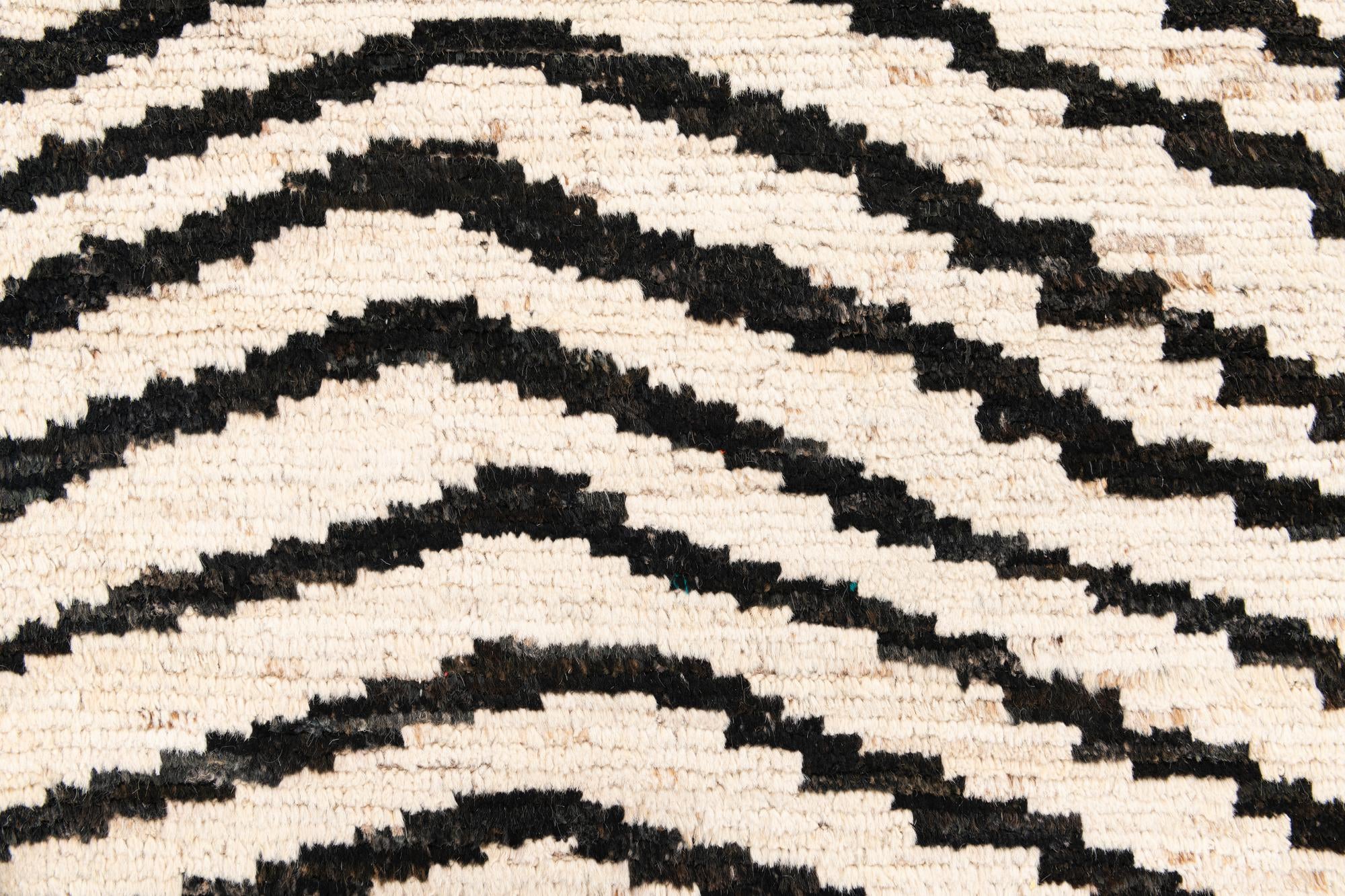 3' 10 x 14' 10 Hand Knotted Moroccan Wool Runner Rug
