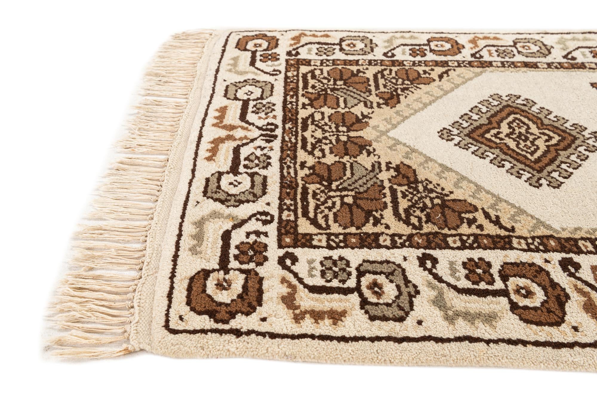 2' 5 x 4' 8 Hand Knotted Moroccan Wool Runner Rug