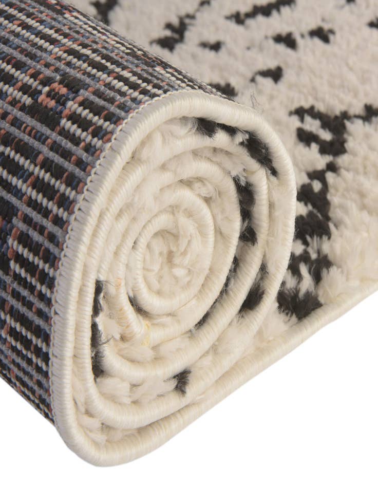 Detail image of 2' 2 x 6' Morocco Runner Rug